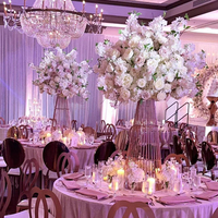 Support à fleurs en métal doré pas cher pour décorations de mariage, étagère à plantes en forme de chiffre, support de pot de fleurs pour table de mariage, événement festif