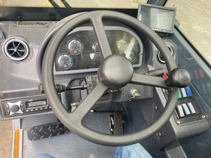 5T回転テレハンドラー: 7M-17Mリフト、工業用および建設用ロジスティクス用の頑丈な精度 - Product Image 4