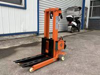 Nouveau Chariot élévateur autoportant 0,3 tonne, semi-électrique, manuel, pour palettes, transpalette portatif XINGZHOU
