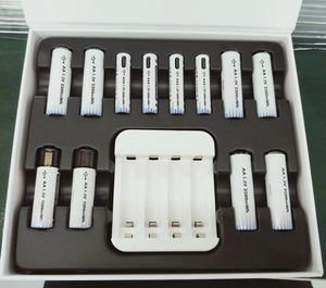 새로운 도착 <span class=keywords><strong>1.5V</strong></span> 3500mWh <span class=keywords><strong>C</strong></span> 크기 USB 리튬 이온 충전식 배터리, 표시기가있는 토치 2A 배터리 유형 <span class=keywords><strong>C</strong></span> 포트 - Product Image 2