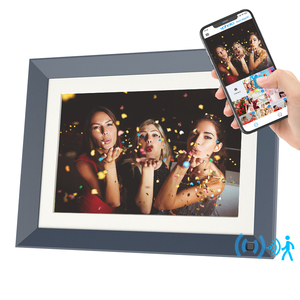 Cadre photo numérique intelligent Wi-Fi 12 pouces 1280x800 avec cadre en bois, horloge, lecture vidéo, MP3 - Product Image 3