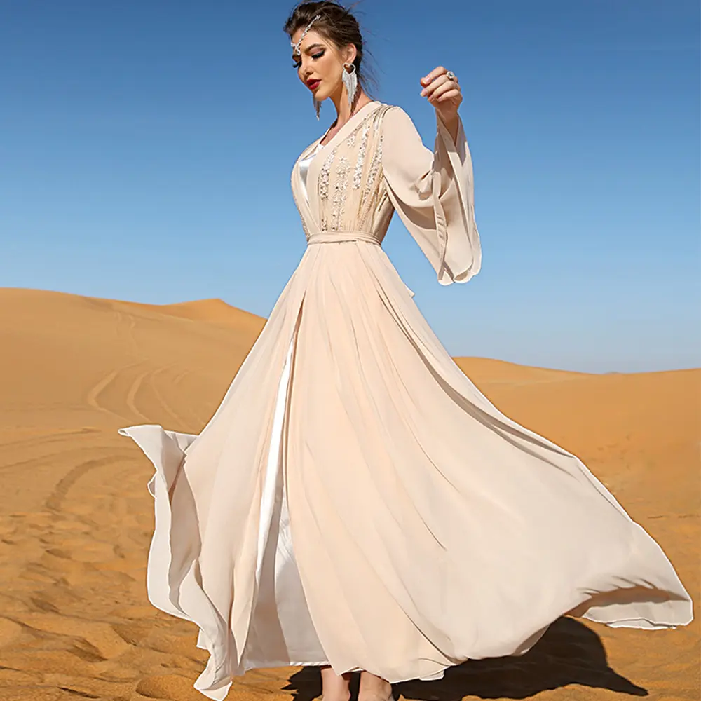 Stock Oriente Medio mujeres moda albaricoque tela blanca Ropa Étnica Vestido largo de las mujeres musulmanas vestido de las mujeres