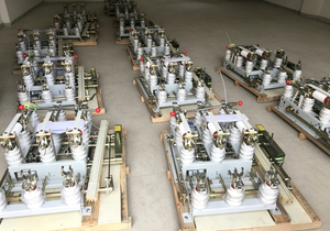 Interrupteur de coupure sous vide haute tension intérieur YKF3-12D 12kV avec interrupteur de mise à la terre, combinaison de fusibles triphasée 630A, 75kV BIL - Product Image 2