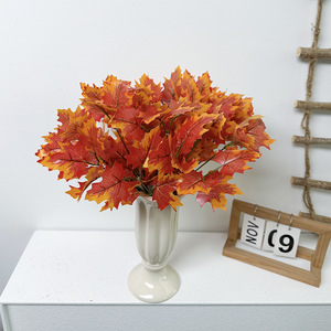 Ramo de Hojas de Arce Rojo Artificial de 30 cm, Flor de Seda de Alta Simulación, Decoración Otoñal para el Hogar, Accesorios para Bodas - Product Image 2