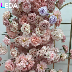 LEDA Arrangements de fleurs artificielles en soie rose personnalisés pour chemin de table de mariage et centres de table - Product Image 4