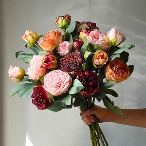 Flores artificiales con dos bordes quemados, peonías y lirios, flores artificiales para decoración de mesa de salón de estilo nórdico, fotografía - Product Image 4