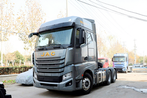 Nuevo Camión Tractor de Gasolina JAC K7 6X4, 560HP, Asiento del Conductor, Euro 5, Transporte Pesado, Motor Mitsubishi - Product Image 2