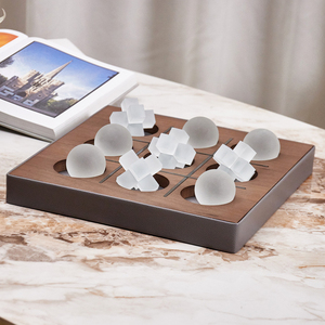 Ensembles de <span class=keywords><strong>jeux</strong></span> de société en bois personnalisés de luxe échecs à mémoire de forme en bois personnalisés <span class=keywords><strong>décoration</strong></span> de la maison échiquiers pour la <span class=keywords><strong>décoration</strong></span> intérieure - Product Image 3