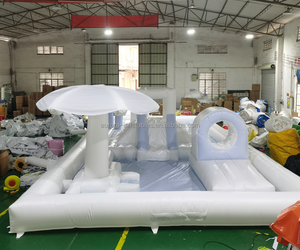 Attrezzatura Commerciale per Splash Pad in Colori Pastello, Castello Gonfiabile Bianco con <span class=keywords><strong>Scivolo</strong></span> e Percorso a Ostacoli per Feste di Bambini ed Eventi a Noleggio - Product Image 4