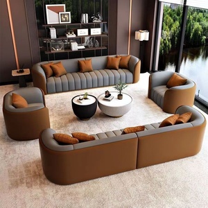Set di Divani e Letti di Lusso Italiani Eleganti per Hall di Hotel di Alta Gamma, Uffici e Piccoli Appartamenti, per Aree Business o Relax - Product Image 3