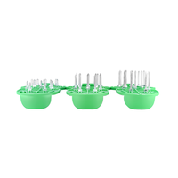 2 sangles Heavy Duty Lawn Aerator Spike Shoes avec boucle en métal solide Poignée en plastique DIY Foot Sandal Set for Yard Aération