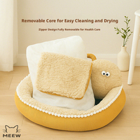 Lit pour animaux de compagnie en forme de dessin animé mignon, lit en peluche doux et chaud pour chat et chien avec poignée pour animaux de compagnie de petite et moyenne taille