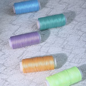 Hilo Encerado Plano <span class=keywords><strong>Phantom</strong></span>-Cloud 03/05, Color Deslumbrante de Lujo, Resistente al Desgaste, Fácil de Moldear, para Tejer y Hacer Nudos - Product Image 1