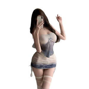 Robe de nuit sexy pour femme en maille transparente tie-dye avec jupe moulante froncée et dos nu à licou - Product Image 2