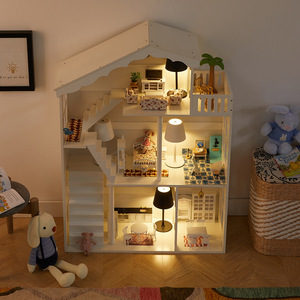 Ensemble de jouets en bois style nordique DIY : Maison de poupée de simulation, Villa de princesse, Château pour enfants, Bibliothèque et Étagère - Product Image 6