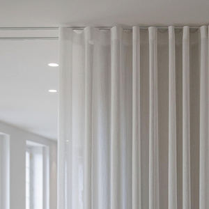 Cortinas de Tul Plisadas en Forma de S Personalizables, Producto de Lujo Hecho a Mano, Género: Cortinas y Cenefas - Product Image 1