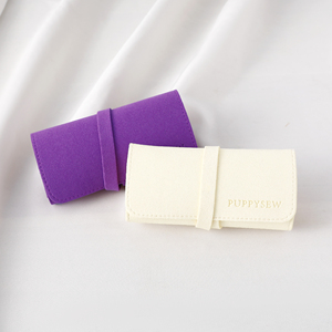 Bolsa <span class=keywords><strong>de</strong></span> Almacenamiento <span class=keywords><strong>de</strong></span> Joyas Multifuncional Portátil <span class=keywords><strong>de</strong></span> Microfibra Fuchen para Aretes, Anillos, Broches, Collares y Relojes. - Product Image 1