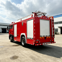 Réservoir d'eau multifonction 4x2 + système double mousse, petit équipement de lutte contre l'incendie pour camion de pompiers communautaire