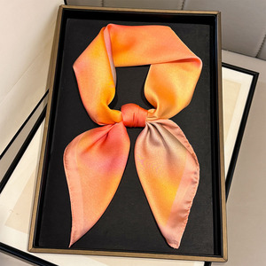 Foulard carré moyen imprimé dégradé Spring Fog 2026 pour homme, style musulman, protection solaire extérieure, printemps-été - Product Image 2