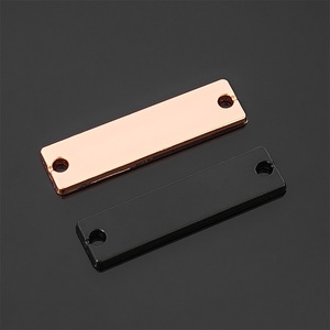 Placas de Identificación Metálicas Rectangulares Lisas, Etiquetas Metálicas con Logotipo Grabado por Láser, Etiqueta Metálica Personalizada para Bolsos, Etiqueta Metálica con Logotipo para Hijab, Abaya, Bufanda, Zapatos - Product Image 5