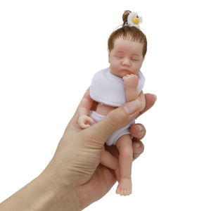 Poupée bébé fille <span class=keywords><strong>Reborn</strong></span> mini de 6 pouces faite à la main peluche en silicone <span class=keywords><strong>pour</strong></span> adultes à la mode - Product Image 4