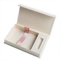 Boîte cadeau de luxe en carton ondulé avec gaufrage, boîte d'emballage magnétique, emballage artisanal