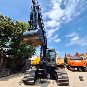 Excavadora Hyundai 305LC-9T usada de 30 toneladas, original de Corea, excavadora de cadenas de segunda mano en venta. - Product Image 4