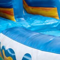 Toboggan aquatique gonflable en PVC sur le thème du crocodile tropical, respectueux de l'environnement, équipement de jeu d'aventure pour enfants, aventure en forêt, usage commercial