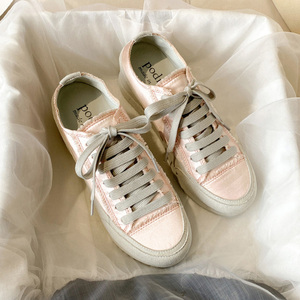 Zapatillas blancas para mujer con suela gruesa y plataforma incorporada en el talón, zapatos de moda de satén para primavera y otoño - Product Image 1