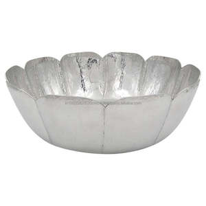<b>Dinnerware</b> Bowl Handmade Metal Bowl Luxury Decorative Fruit Bowl Home Decor for Home Hotel Restaurant Manufacturer and Exporter - Product Image 3