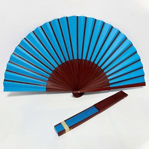Abanicos de mano de bambú plegables con logotipo personalizado al por mayor, abanicos de papel azules de madera para bodas, abanicos de mano clásicos tradicionales - Product Image 2