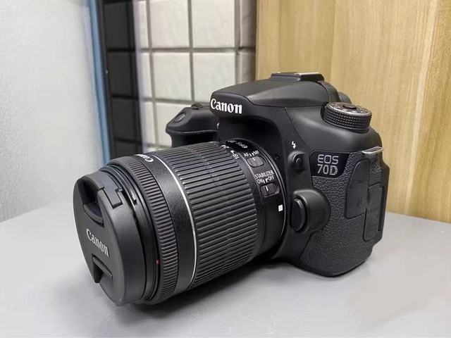 EOS 70D+18-55MM NI KON DSLR Camera Wholesale Original Second Hand Used Digital Camera with Battery and Battery Charger