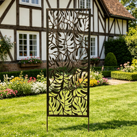 Panneaux de clôture de jardin décoratifs minimalistes en fer forgé en forme de feuille pour l'aménagement extérieur de pelouse - Vente en gros