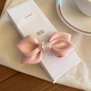 Barrettes et épingles à cheveux en tissu KAKA colorées avec nœuds bonbons et pastel, 7 cm, écologiques, pour mariages et demoiselles d'honneur de la Saint-Valentin - Product Image 3