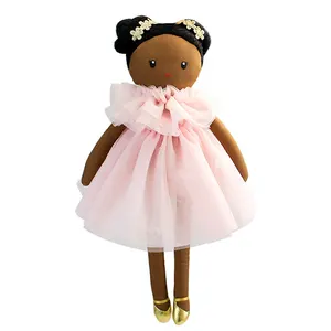 Nouvelle conception 2025 : Poupée en <span class=keywords><strong>peluche</strong></span> pour filles avec doublure en maille, facile à enfiler et à retirer, pour enfants, comme compagnon - Product Image 4