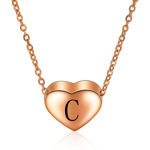 Collar de acero inoxidable color oro rosa con colgante de letra D para uso diario, ideal para regalo. - Product Image 4
