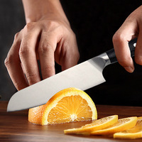 Klassieke 7 inch professionele Santoku-mes met milieuvriendelijk Pakkawood handvat, koolstofstaal, Duits staal, voor fruit, groenten en keukengebruik.