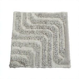 Tapis en laine noué à la main de couleur ivoire géométrique - Product Image 6