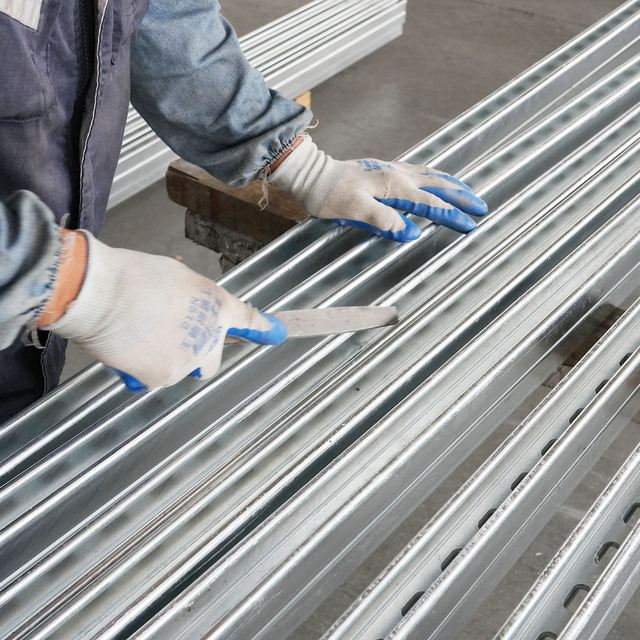 Hot-Rolled Iron rods / rebars SC-219