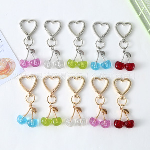 Nuevo Llavero Colgante de Cereza Dulce y Fresca con Hebilla de Corazón, Accesorio para Bolso, Venta al por Mayor en Stock - Product Image 1