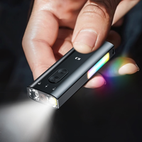 Lampe torche EDC K3 compacte 800LM avec chargeur rapide Type-C 11-en-1 à base magnétique et flash puissant pour l'autodéfense et la réparation automobile