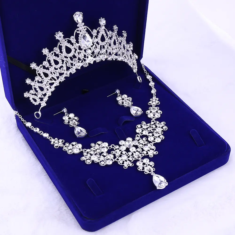 Großhandel Mädchen Bling Braut Haarschmuck Diademe Ohrringe Halskette Hochzeit Krone Schmuck Set Mit Box