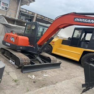 Excavadora Agrícola Usada DOOSAN DH55 de 5.5 Toneladas, 90% Nueva, Original, con EPA y CE, de Alta Calidad y Bajo Precio, para Excavación, en Stock - Product Image 4