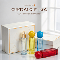 Botol Parfum Kaca Bening Persegi 30ml dengan Pompa Semprot untuk Tutup, Pilihan Warna Beragam, Logo Dapat Disesuaikan, Dapat Diisi Ulang