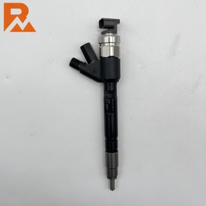 Injecteur de carburant Common Rail 095000-6790 D28001801 de remplacement pour moteur diesel D6114 - Product Image 3