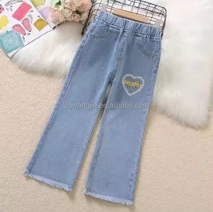 Vente en gros Nouveau jean ample d'été à la mode pour enfants, décontracté, rétro, délavé, droit, pour filles - Product Image 4