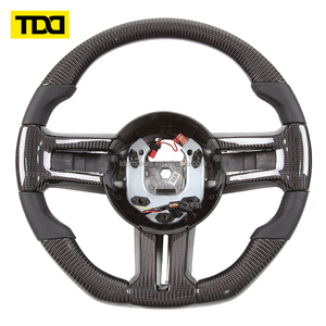 Volant en fibre de carbone TDD compatible avec Ford Mustang GT GT 5.0 S550 GT500 Shelby EcoBoost Volant Mustang - Product Image 4