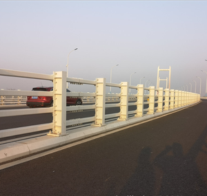 Barrera de Seguridad Anticollisión de Acero al Carbono para Carreteras, Grado Ingeniería, Reflectante, Clasificación de Impacto M68, Recubrimiento en Polvo para - Product Image 2