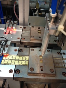 Fresadora <span class=keywords><strong>de</strong></span> tarjetas <span class=keywords><strong>de</strong></span> datos móviles, máquina automática <span class=keywords><strong>de</strong></span> SMCCM-4500, fabricación <span class=keywords><strong>de</strong></span> tarjetas SIM - Product Image 6