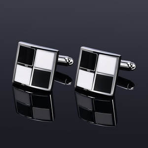 <span class=keywords><strong>Gemelli</strong></span> <span class=keywords><strong>gemelli</strong></span> <span class=keywords><strong>con</strong></span> Logo personalizzato in smalto duro <span class=keywords><strong>gemelli</strong></span> in metallo da uomo <span class=keywords><strong>gemelli</strong></span> personalizzati <span class=keywords><strong>con</strong></span> scatola - Product Image 6